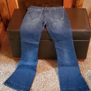 Grace flare jeans
